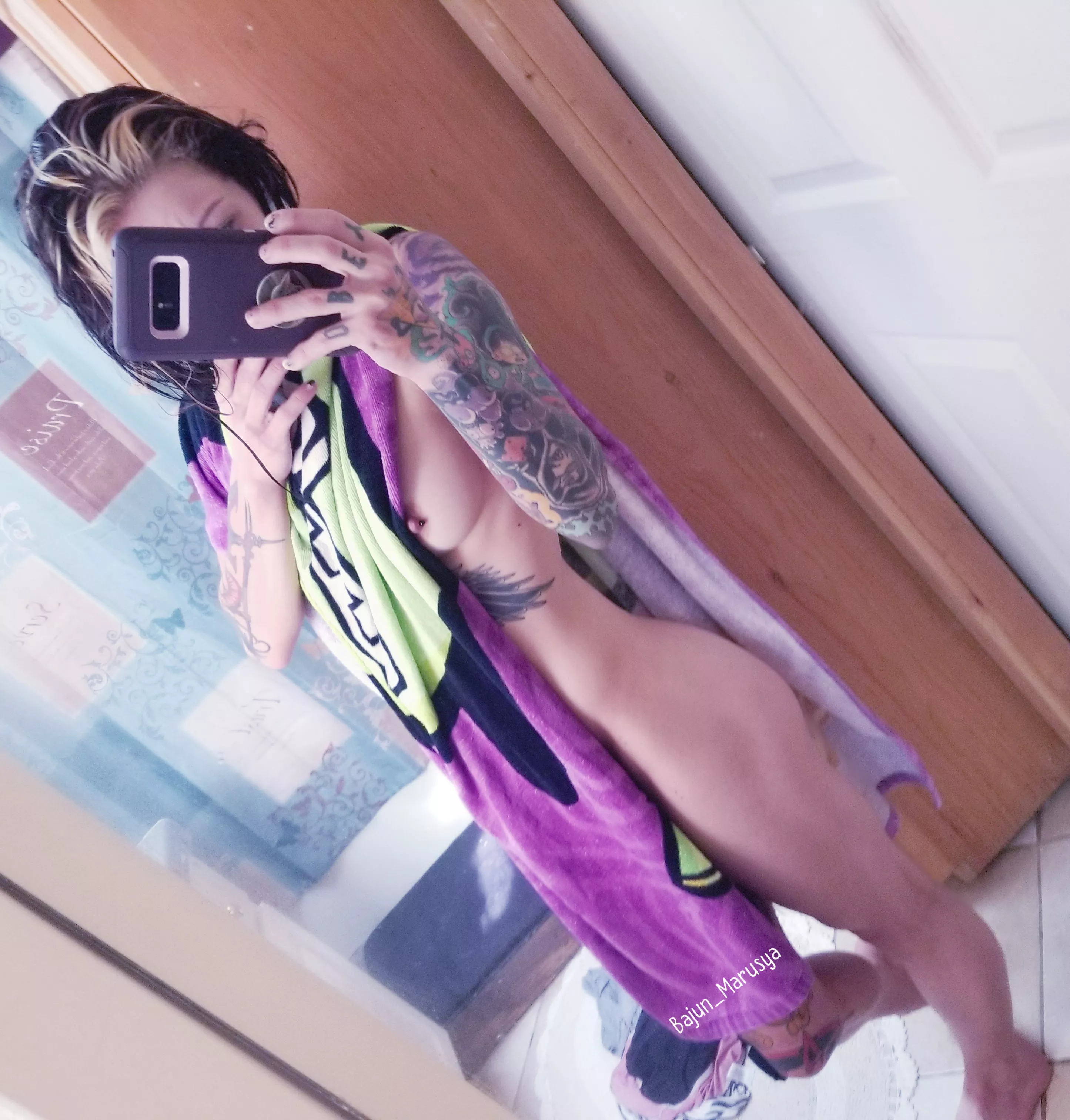 Freshly showered count 🤔