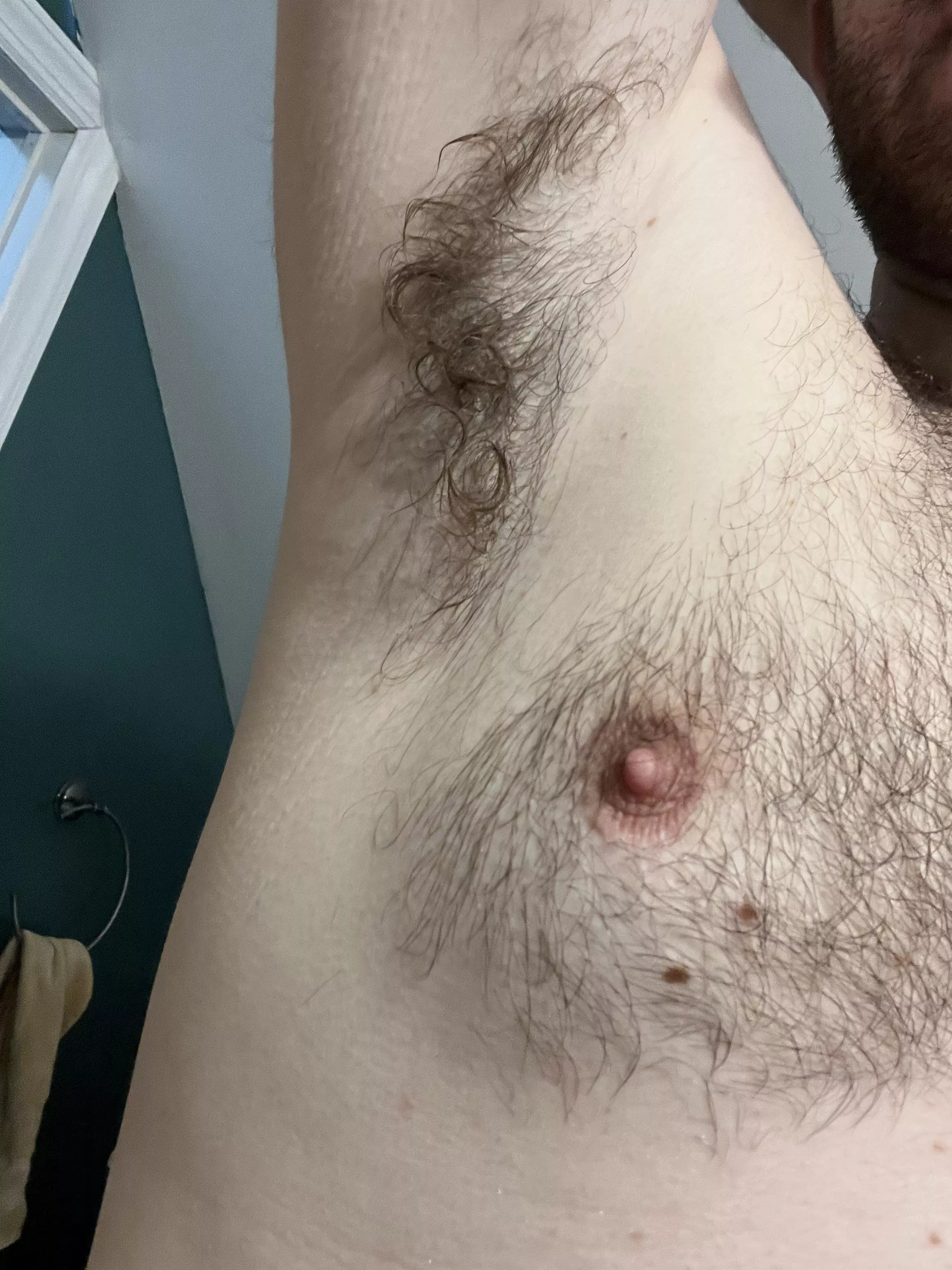 Freshly showered, the first ‘clean’ pic ;)