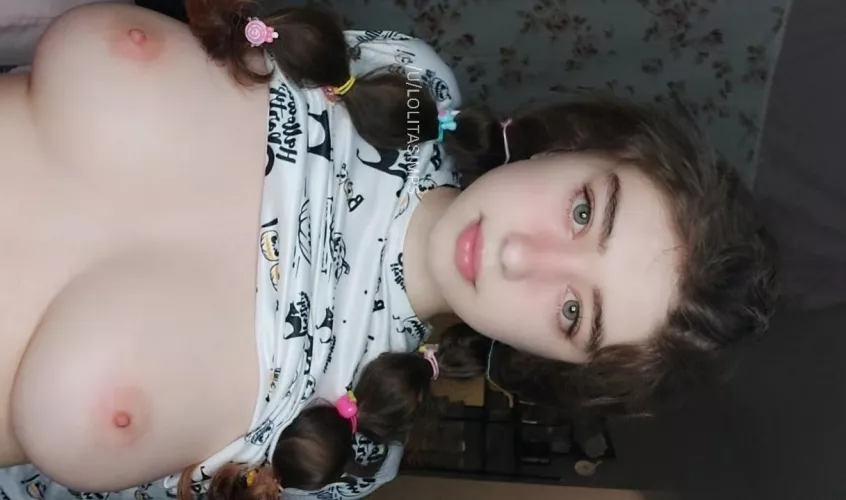 Fridays are for blowjobs with handlebars, want one? 😉