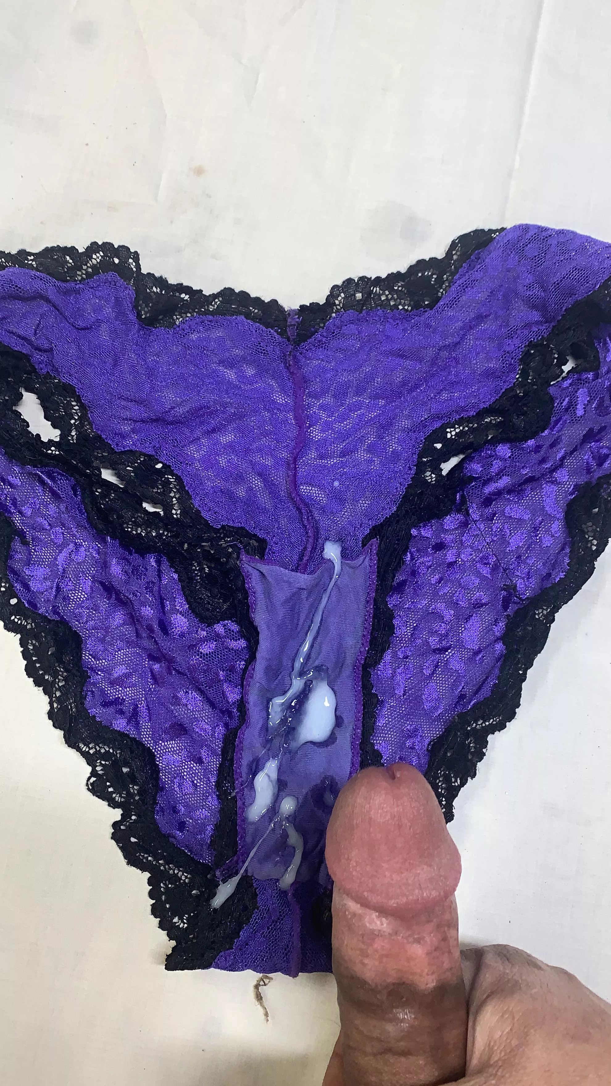 Friends wife’s panties. Have pics of her I can share as well. Maybe she can make you cum too.