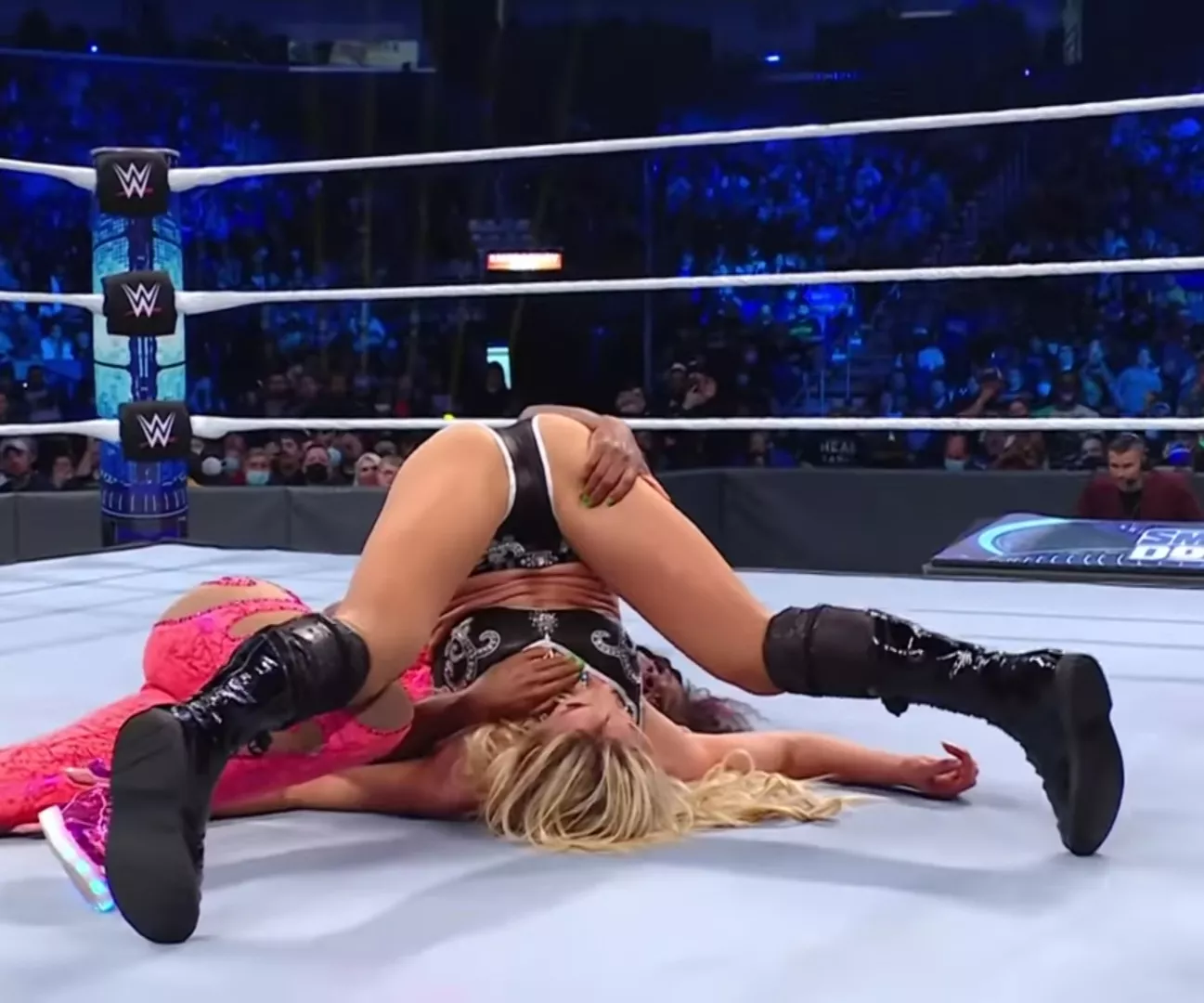 From yesterday smackdown