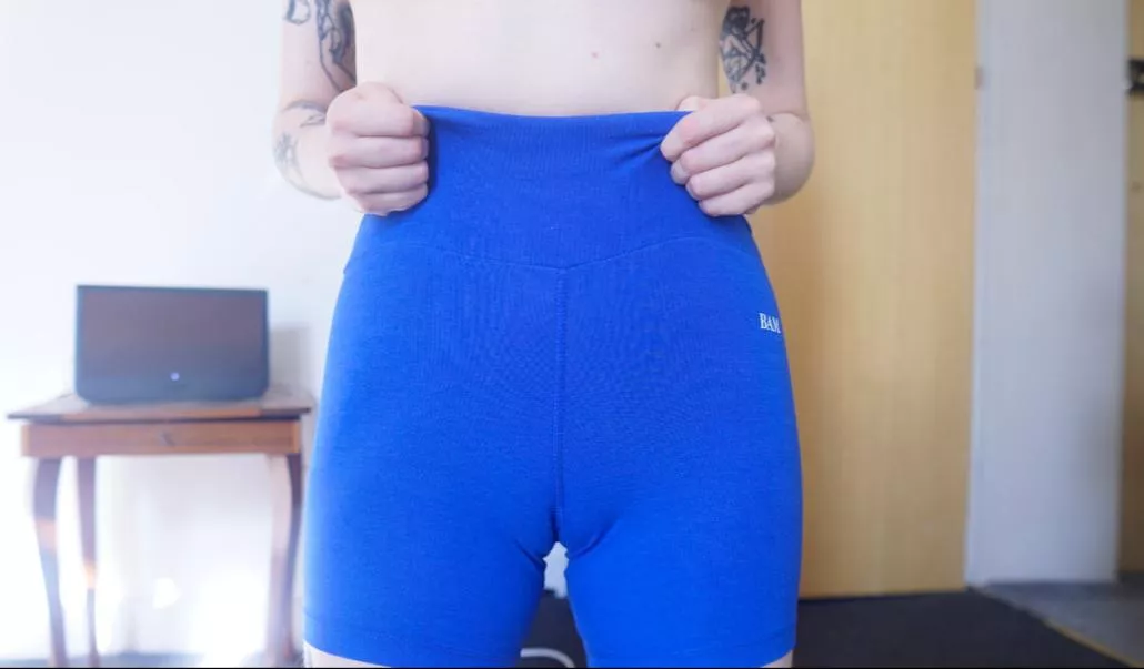 Front gym shorts wedgie, could I wear these to the gym you think? π€ Front gym shorts wedgie, could I wear these to the gym you think? π€