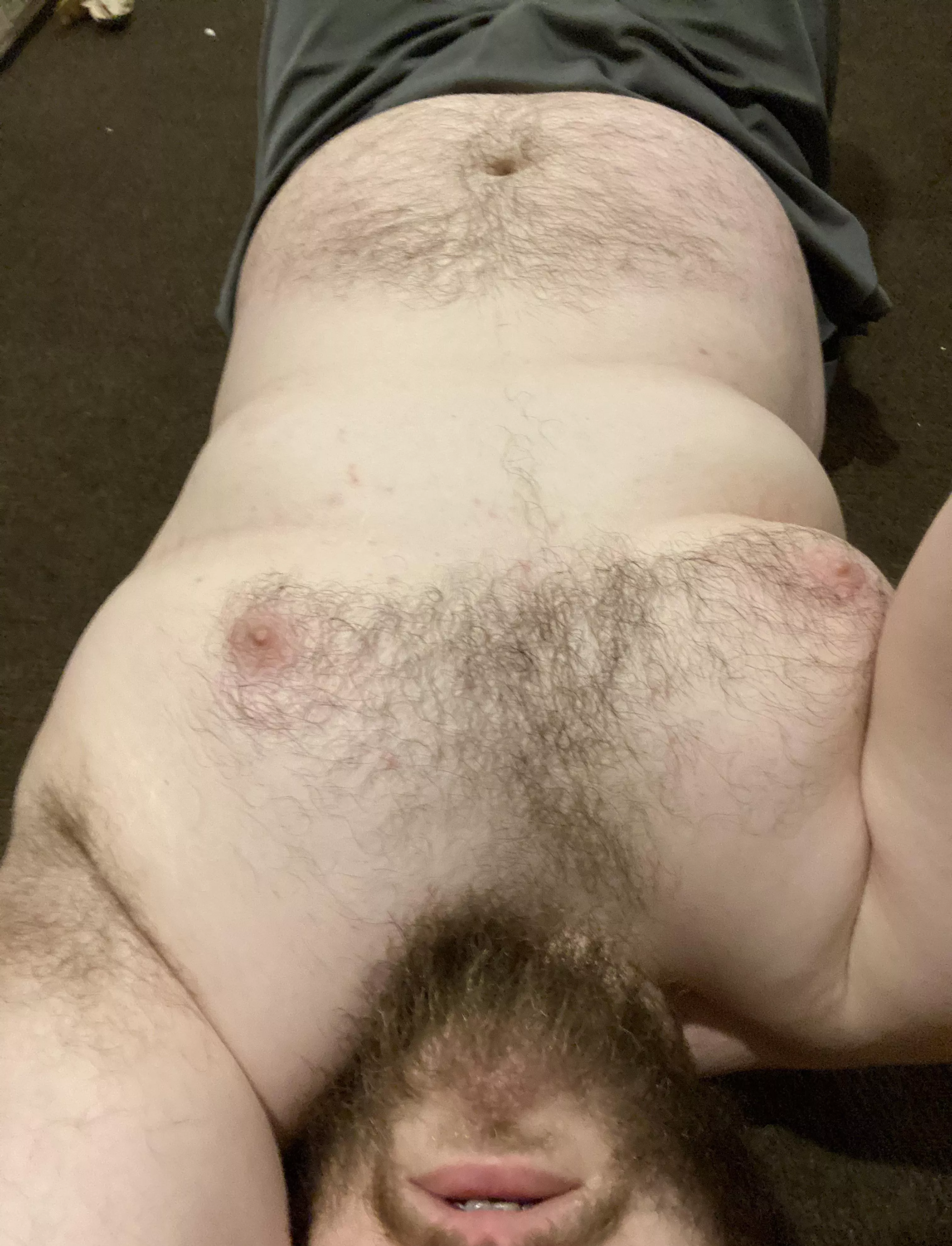 Fuzzy cub in need of cuddles 🤗