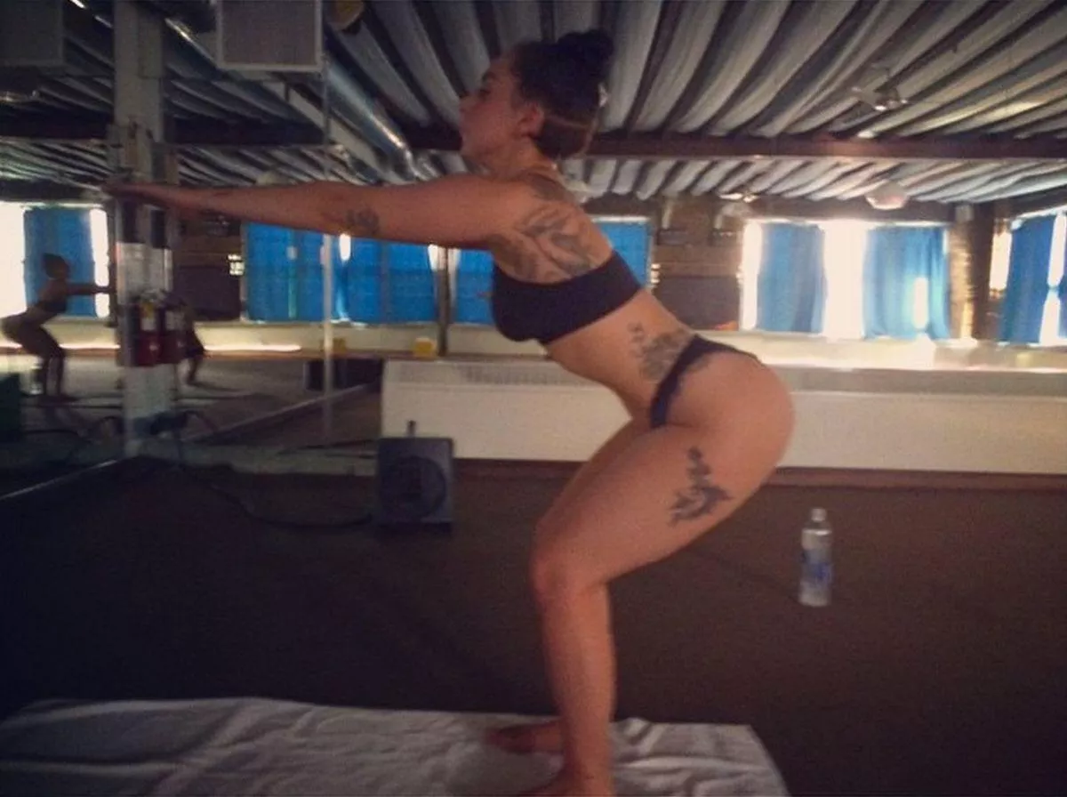 Gaga doing Squats
