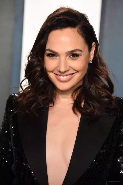 Gal Gadot is the queen goddess