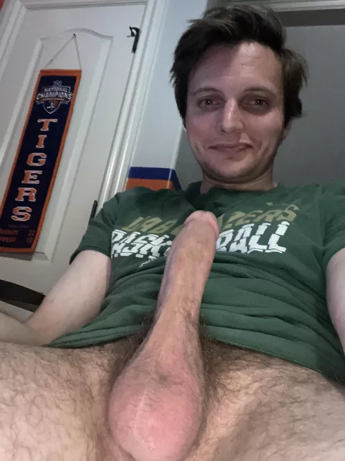 Gaming nude! Ride me?