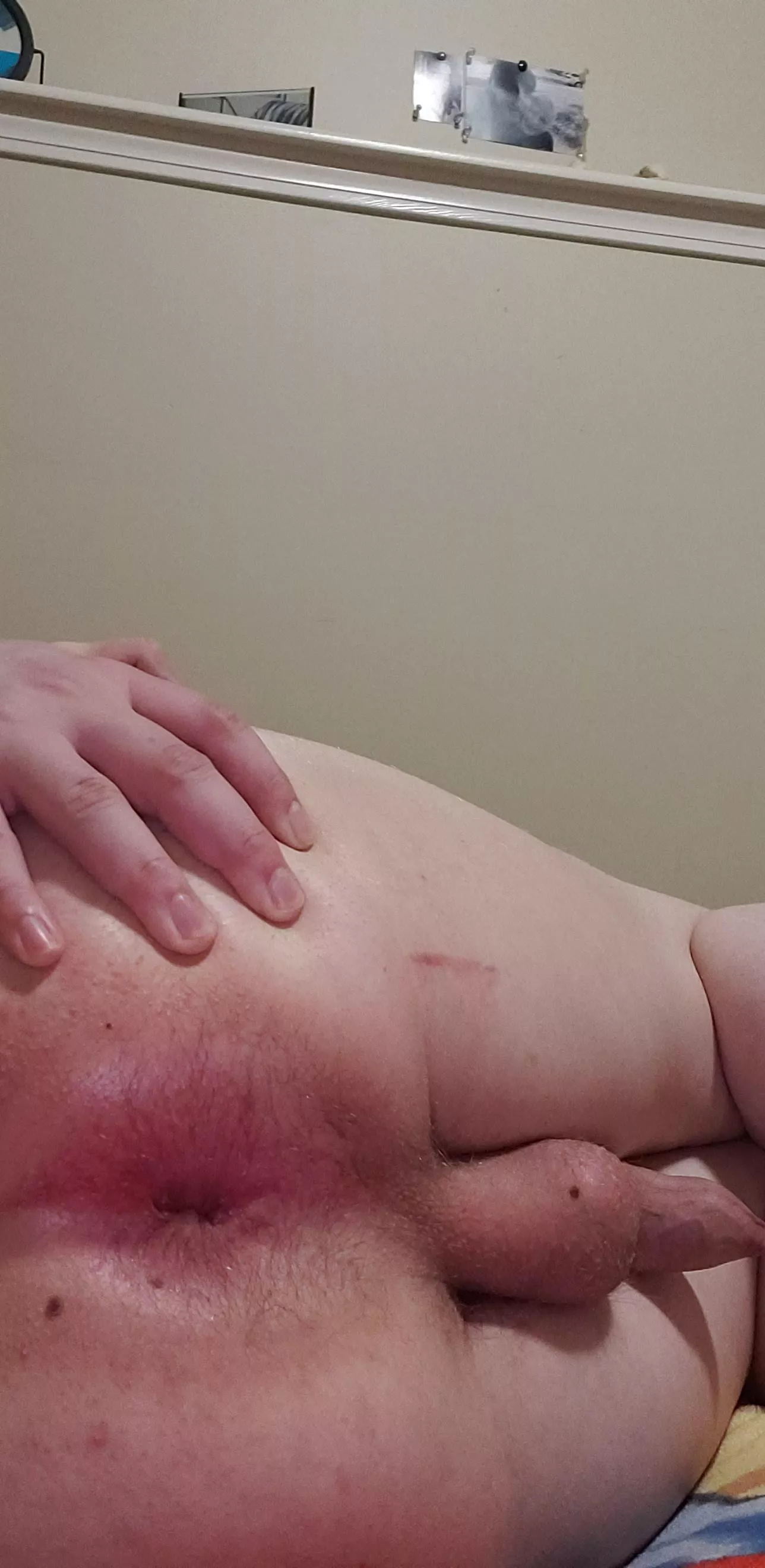 Gape this hole while rub my cock🥵🤤