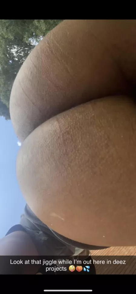 💦💦🥴🤦🏾♀️get behind my fatass