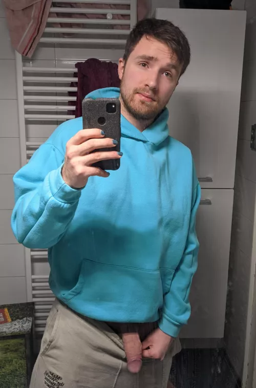 Get on your knees, bestie