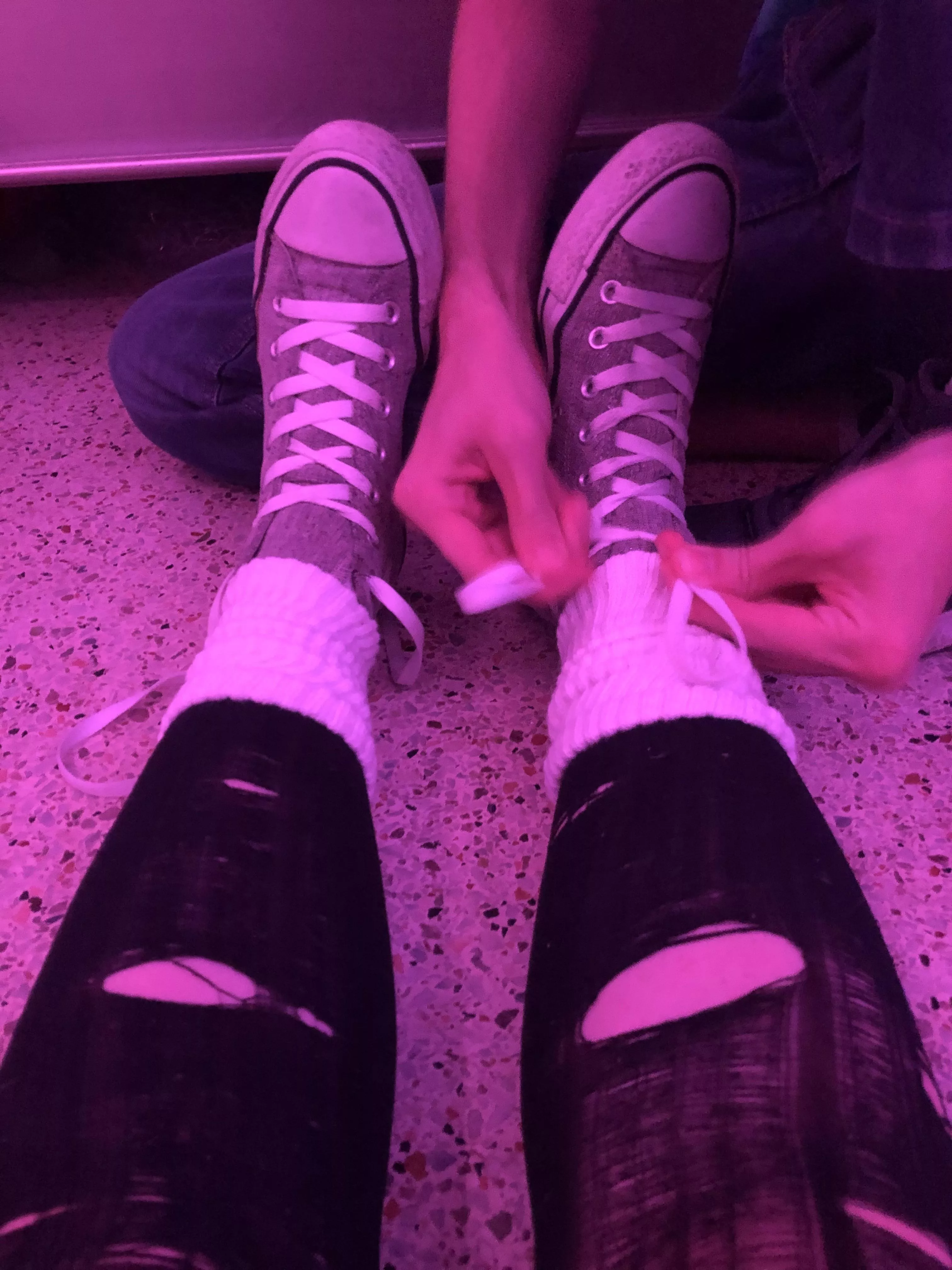 getting my shoes tied<3