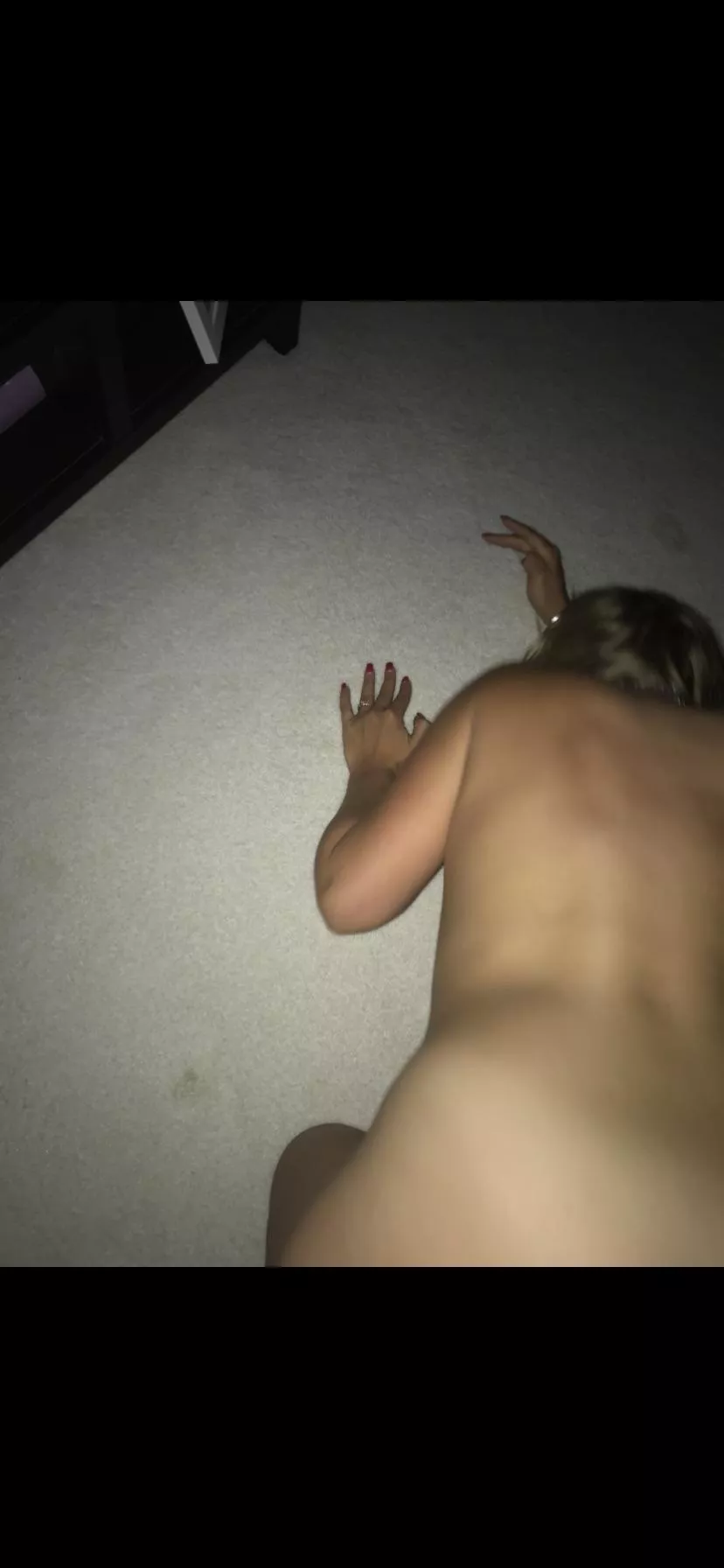 Getting pounded by a guy I met at the bar while my husband was on a boys trip Getting pounded by a guy I met at the bar while my husband was on a boys trip