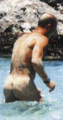 Gianluca Vialli. Retired Italian footballer naked on holiday.
