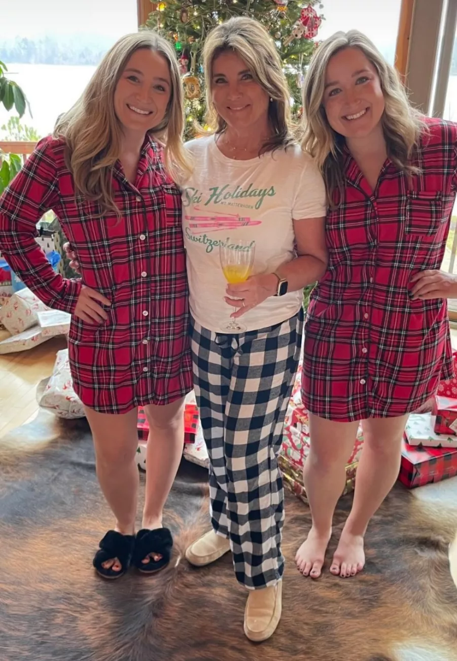GILF mom? Or her MILF daughters?