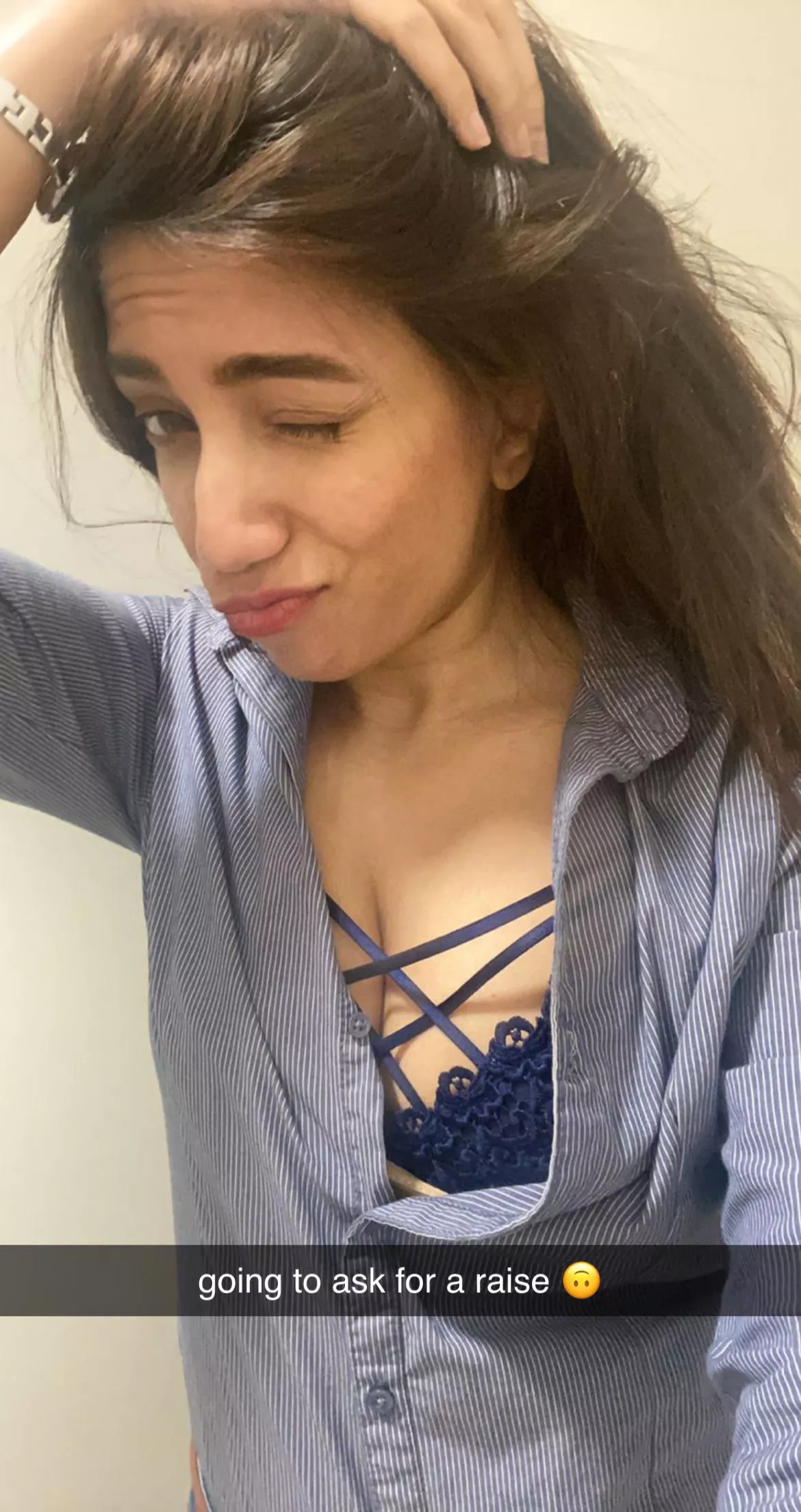 Girl(f)riend being slutty at work.