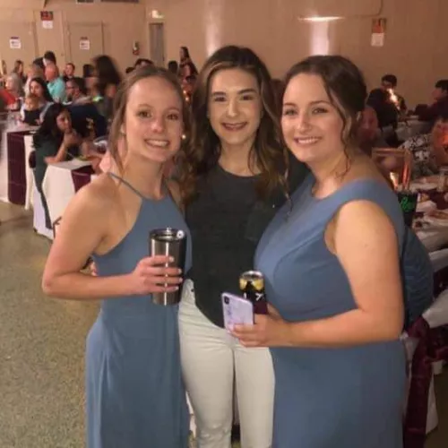 Girls on the left and right are twins, Only one of them got the big ties gene tho.