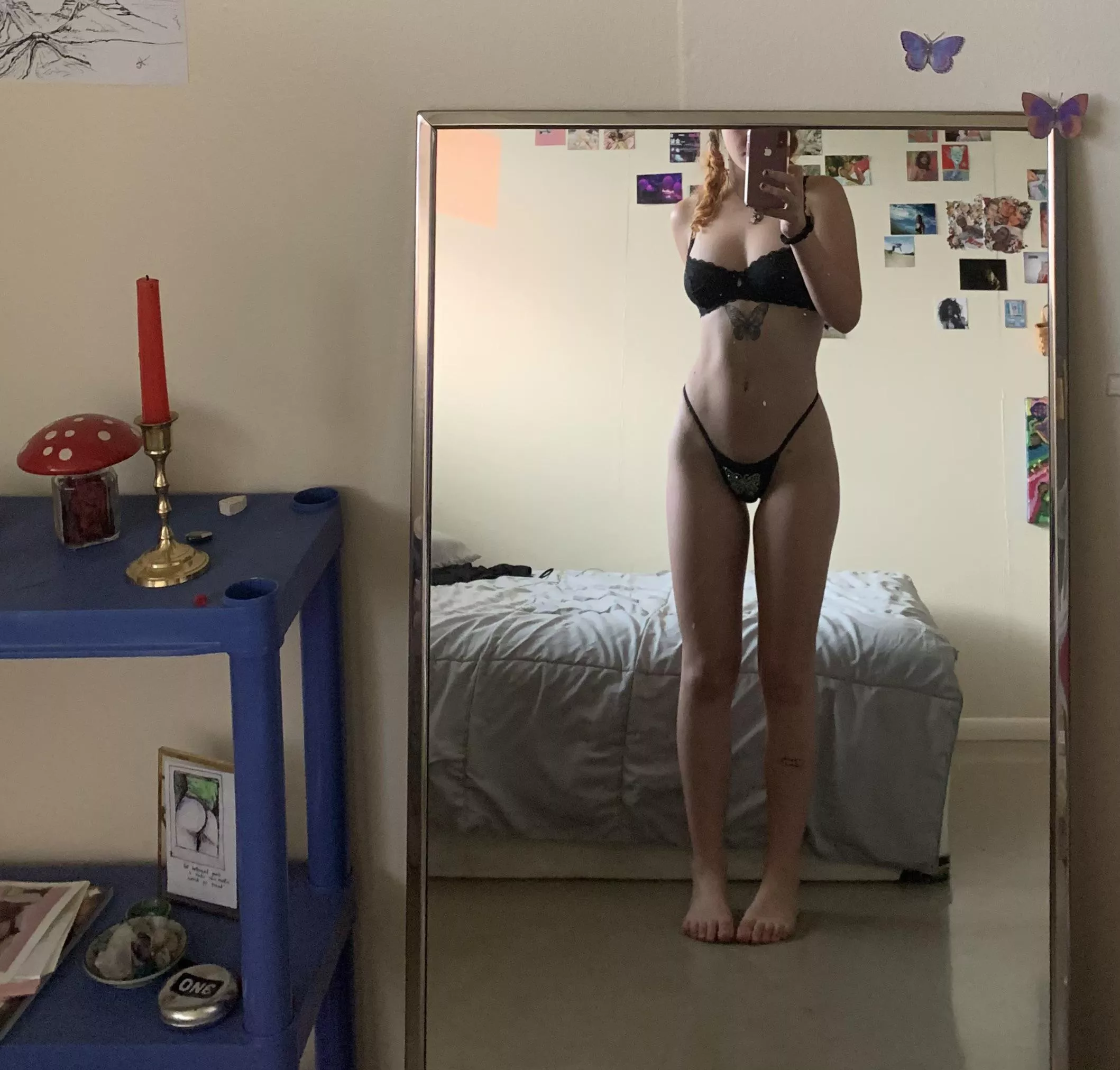 give me head pats and tell me i’m a good girl pls 🥺💦