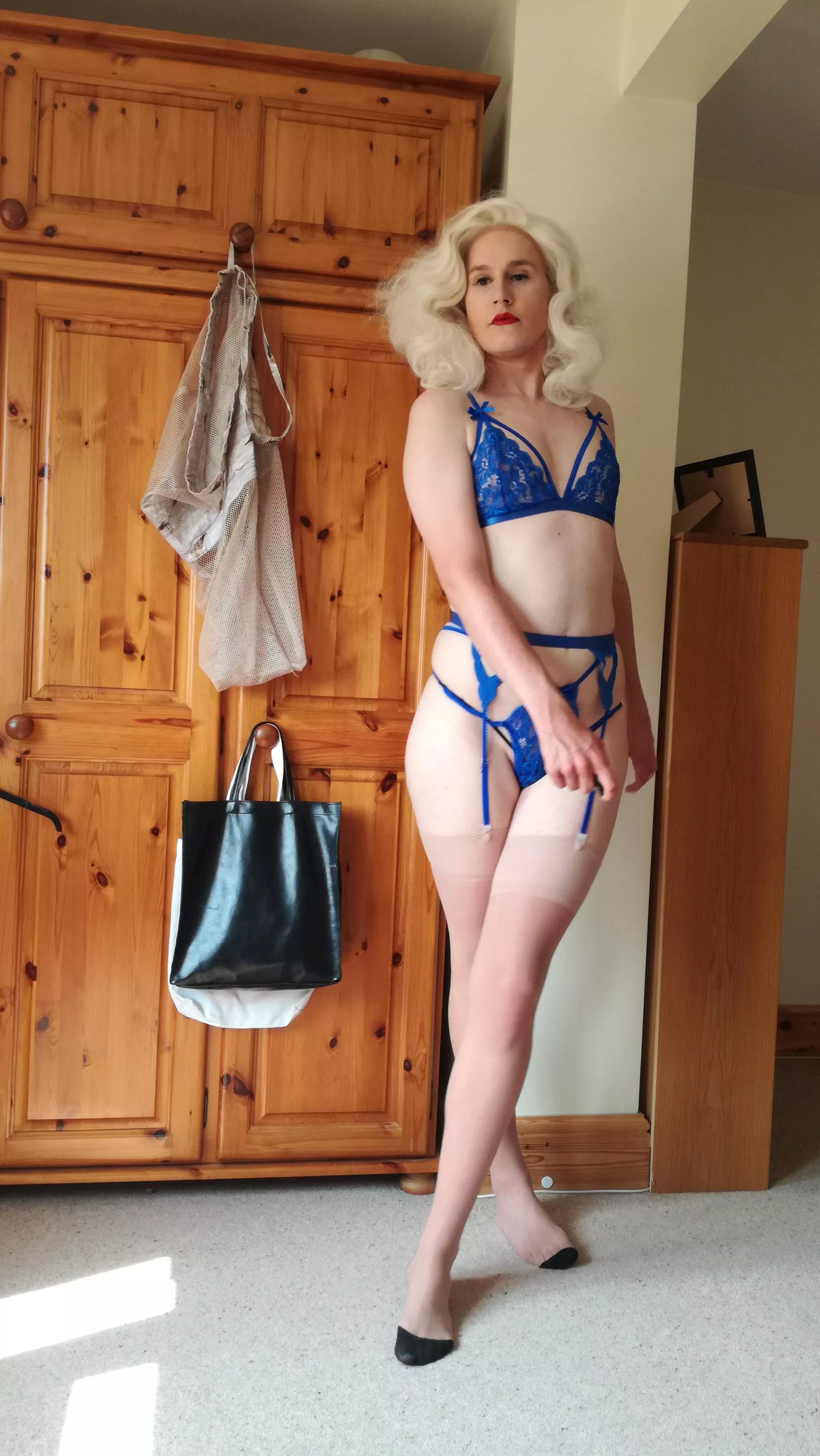 Giving this subreddit a go. Please be kind. Giving this subreddit a go. Please be kind.