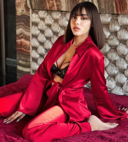 Gizele thakral