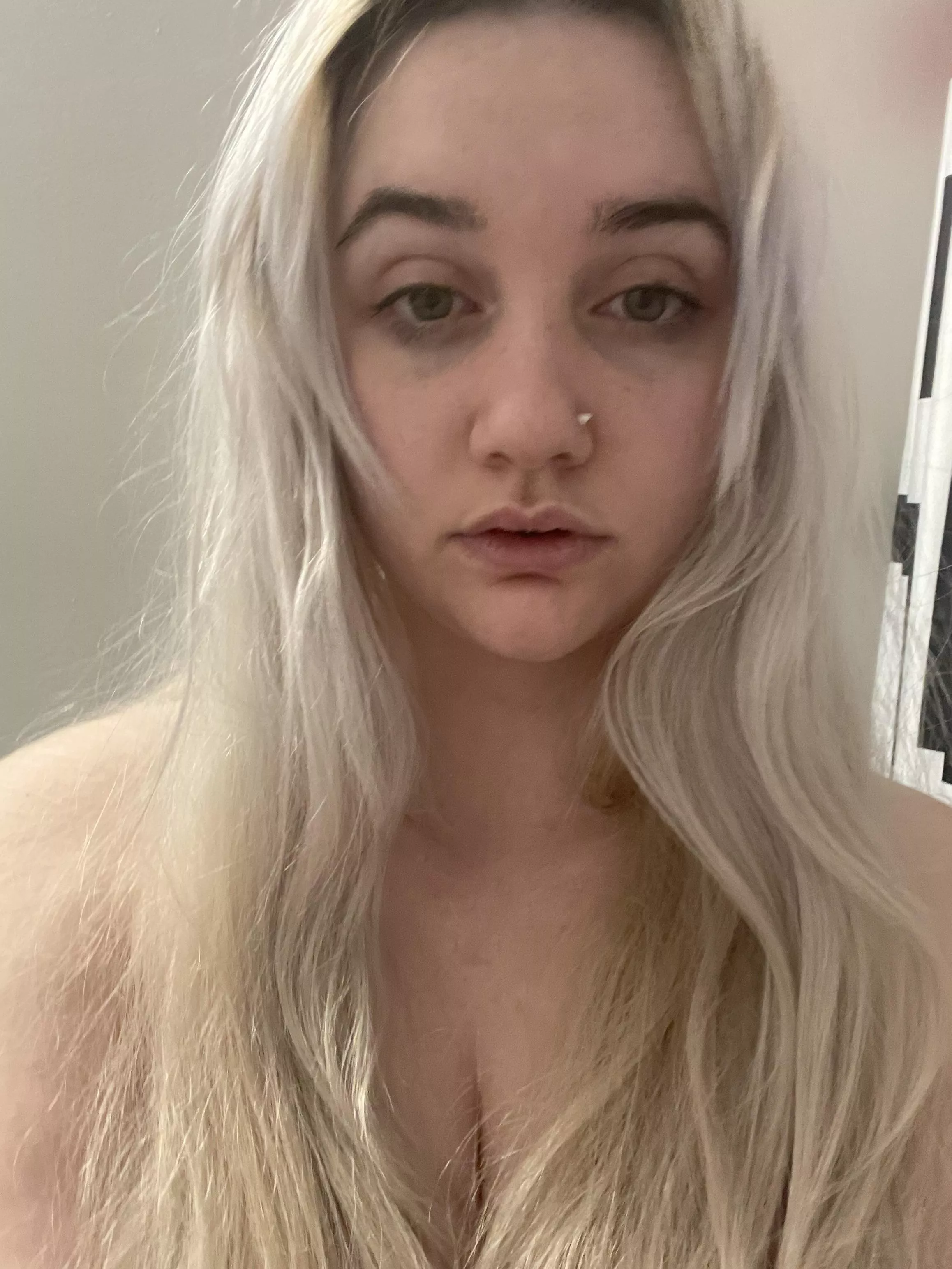 go hard on this bleach haired Jewish bitch