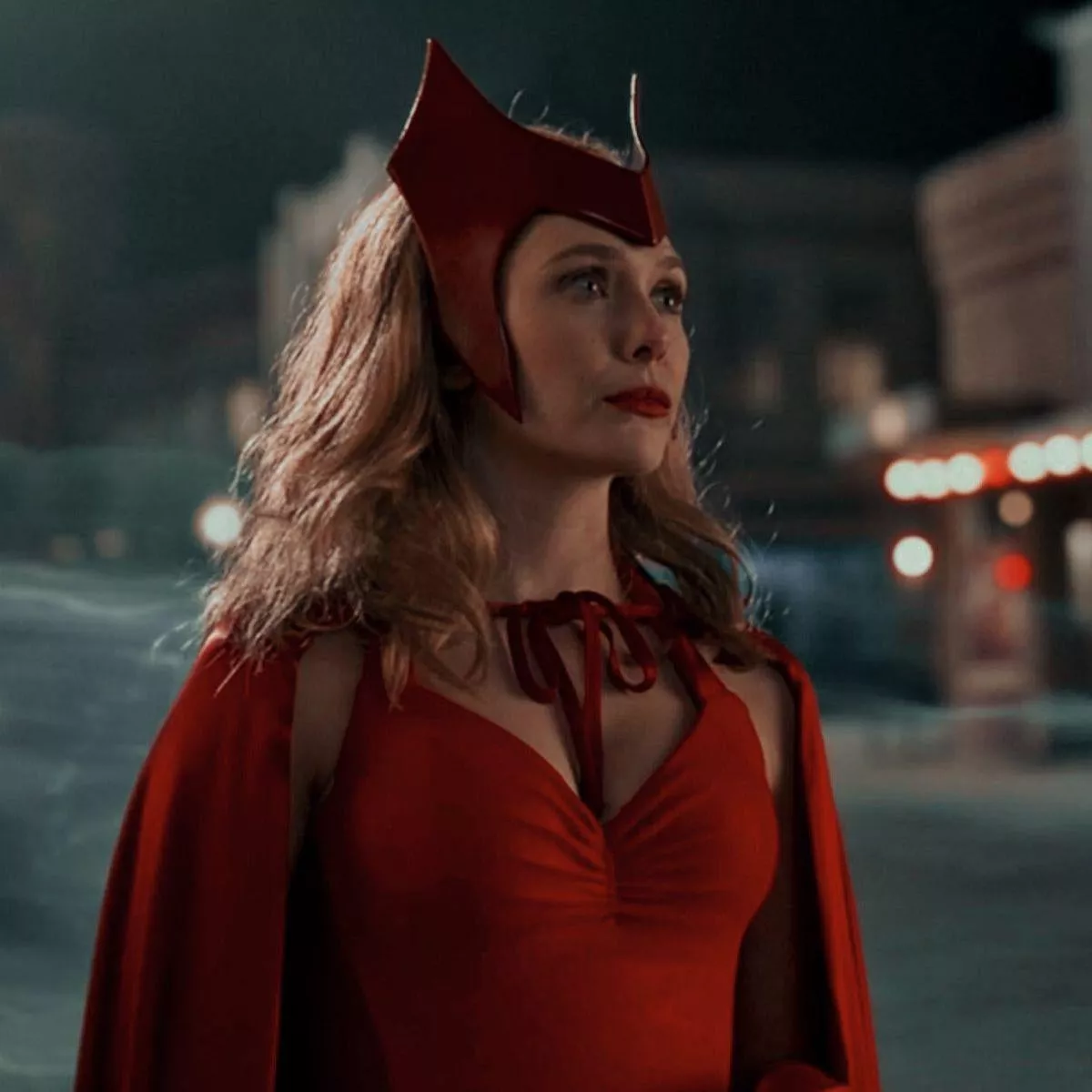 Goddess Elizabeth Olsen