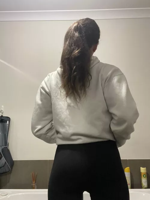 Going outside like this, I know its pretty androgynous, but it’s way more feminine than I’m used to okay 🙄