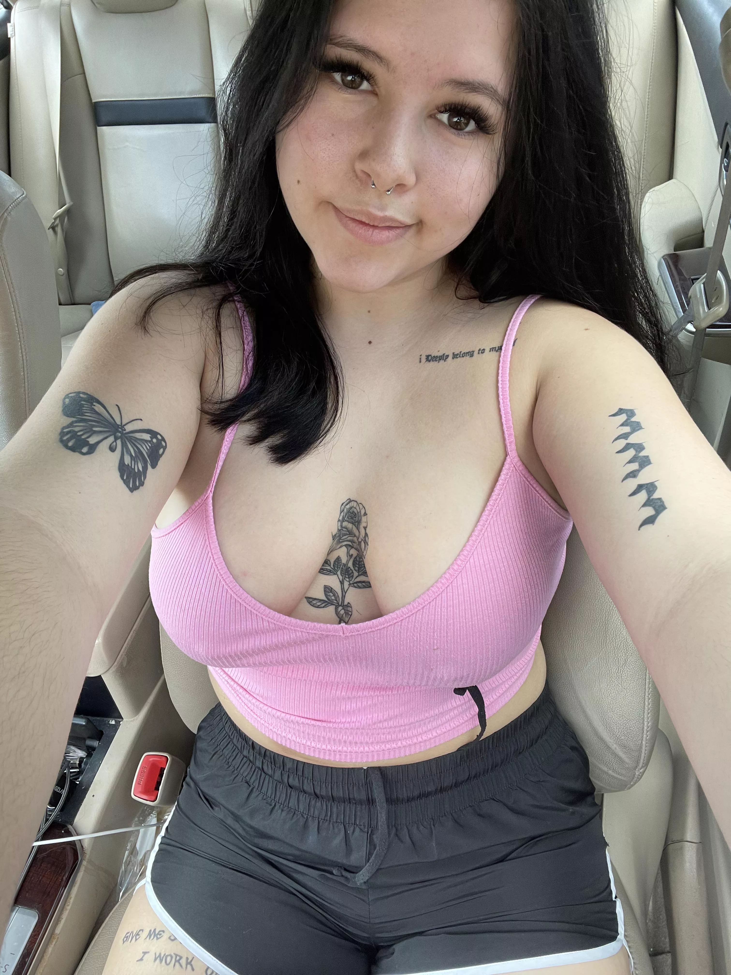 going to my friends shop, think i’ll draw attention?