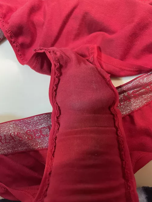 Gonna walk around like this tucked in my pants for the rest of the day!!