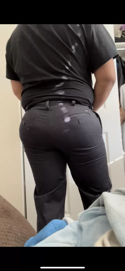 Good amount of instances that girls have been checking it out, wanna see if it’s true