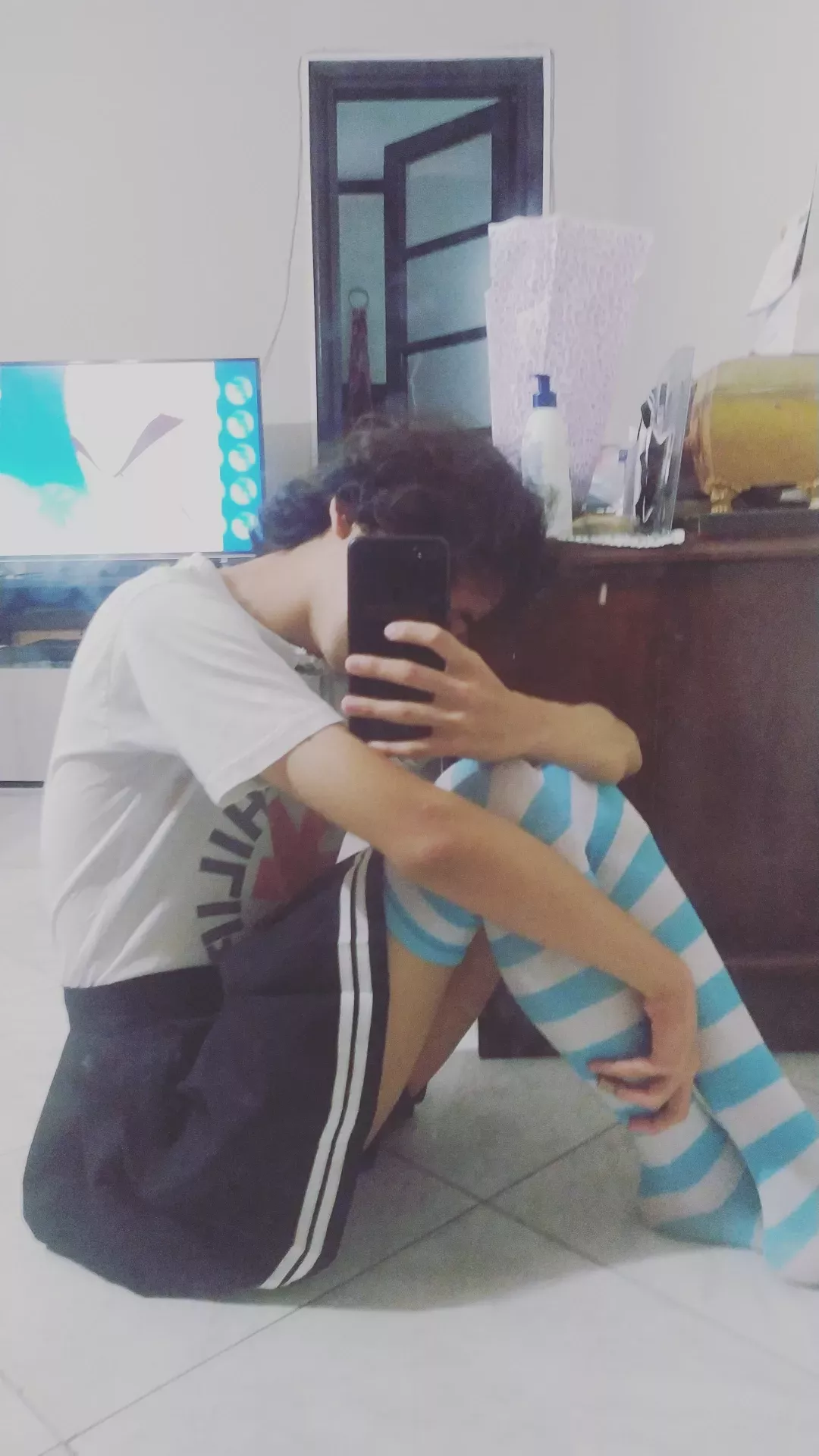 Good evening, just passing by.