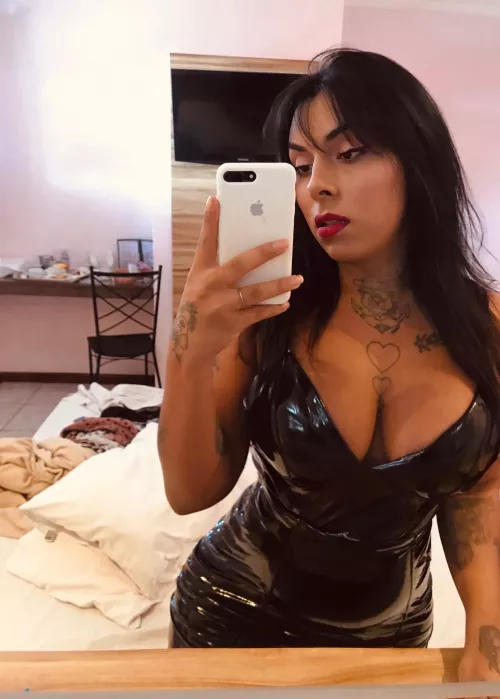 Good morning ☀️ bad boys! Who wants to be my little bitch?