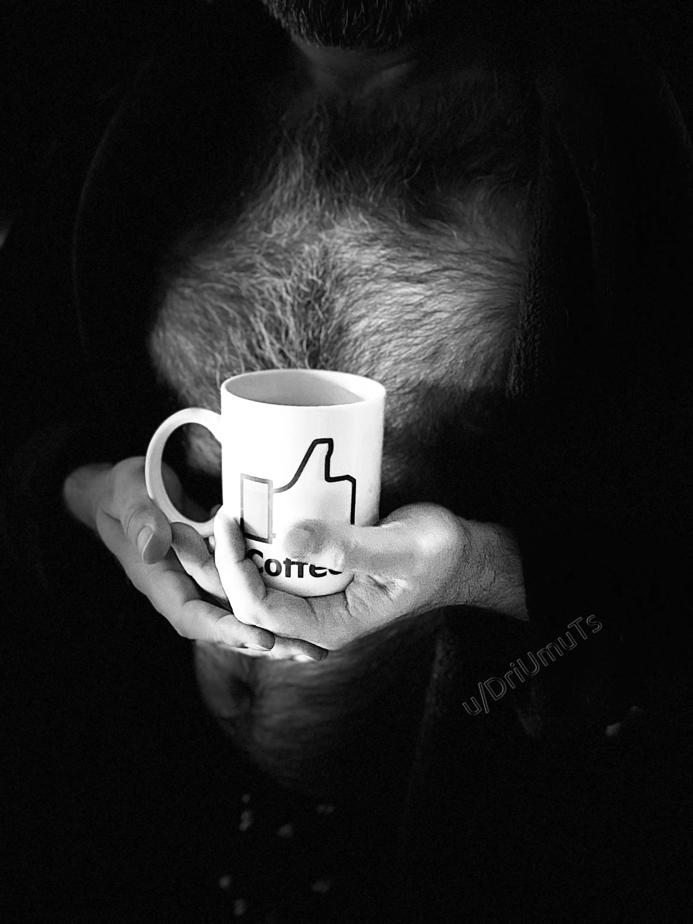 Good morning beautiful 🦦 (and admirers). Happy Sunday! Stay safe. Be well.