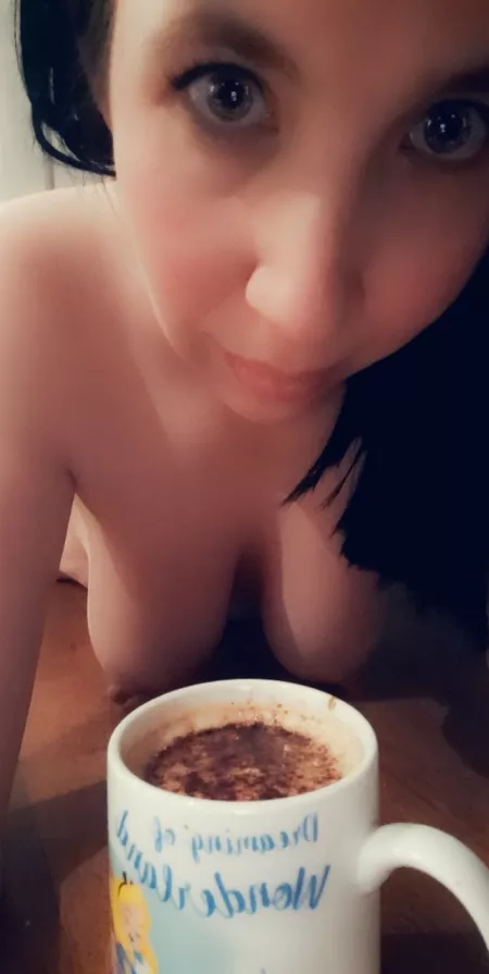 Good morning coffee freaks π hope this chases away those Monday blues ππ
