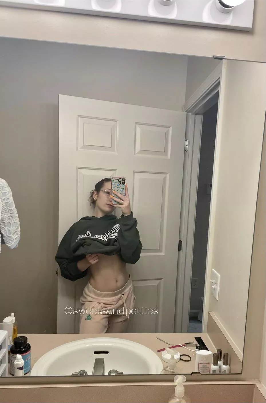 Good morning 😋 [f]