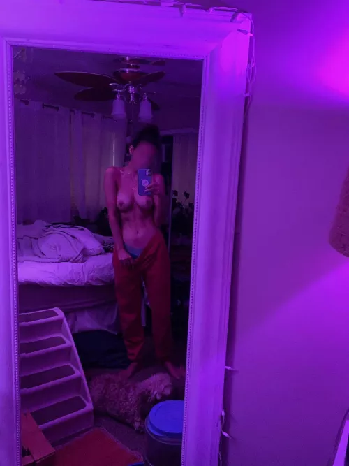 Good morning 😘 [F]