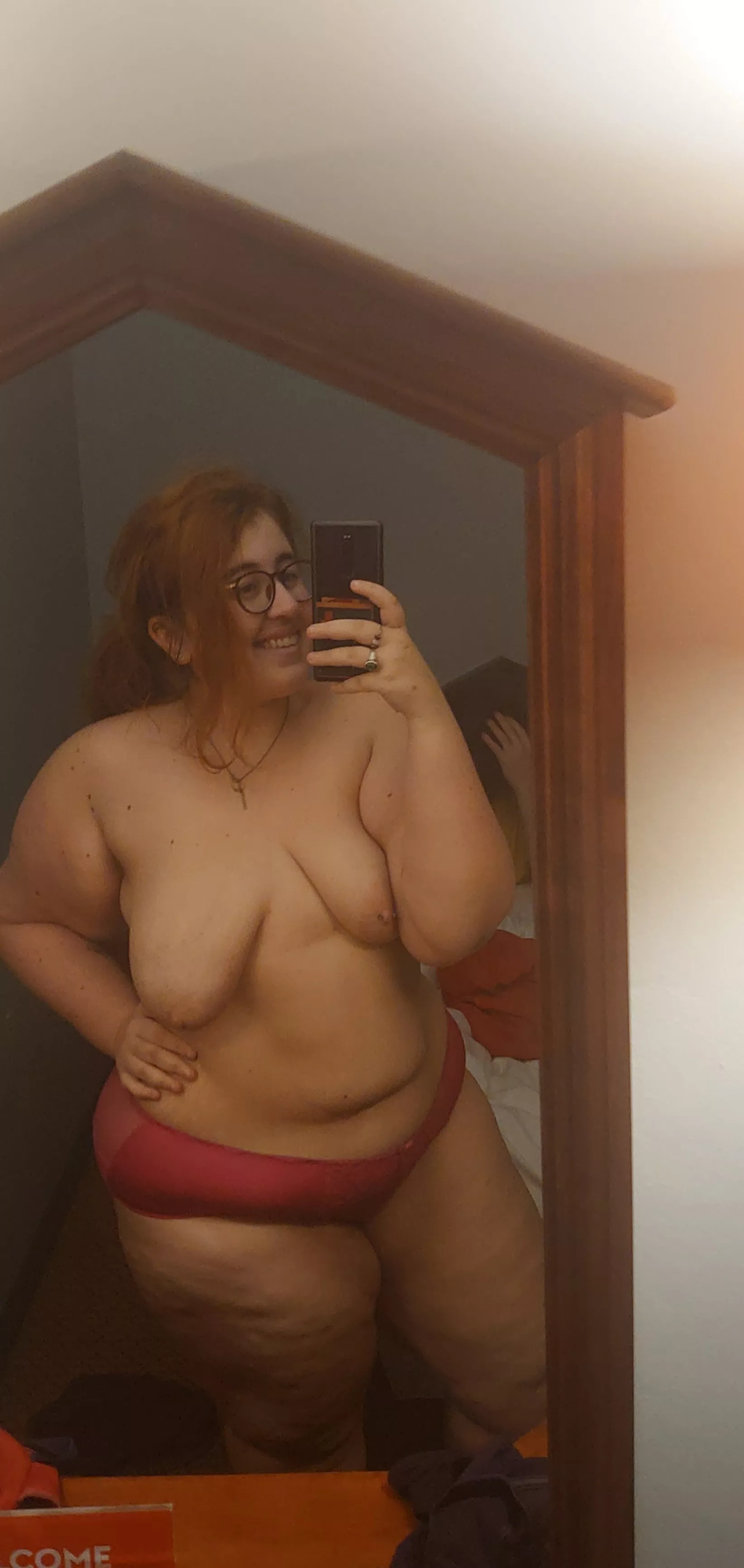 Good Morning Lovelies 😘 Merry Christmas 🎄 I hope all your Christmas wishes come true! Oh and my new video is up so link in the description...it's free!