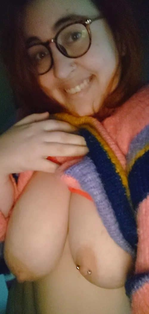 Good Morning Lovelies 😘 Tis a very cold start the day but it's an exciting day in store! Hope yous have a fabulous day!!