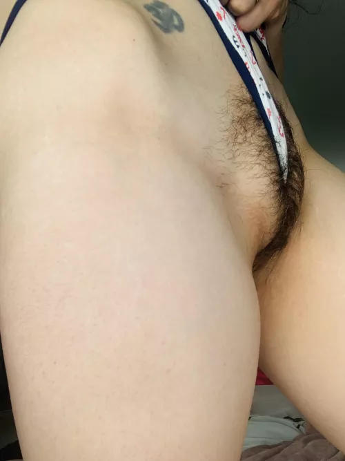 Good morning lovers, want some 🐈⬛ for breakfast?