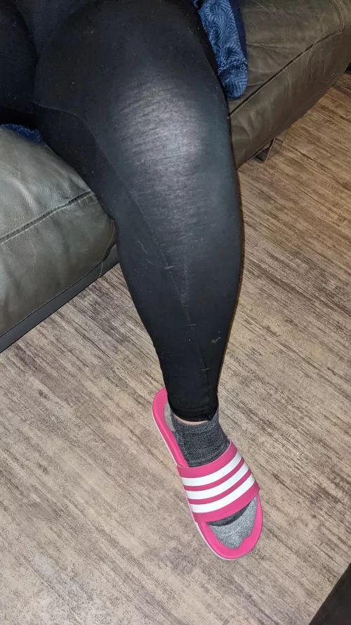Good morning socks and slides š