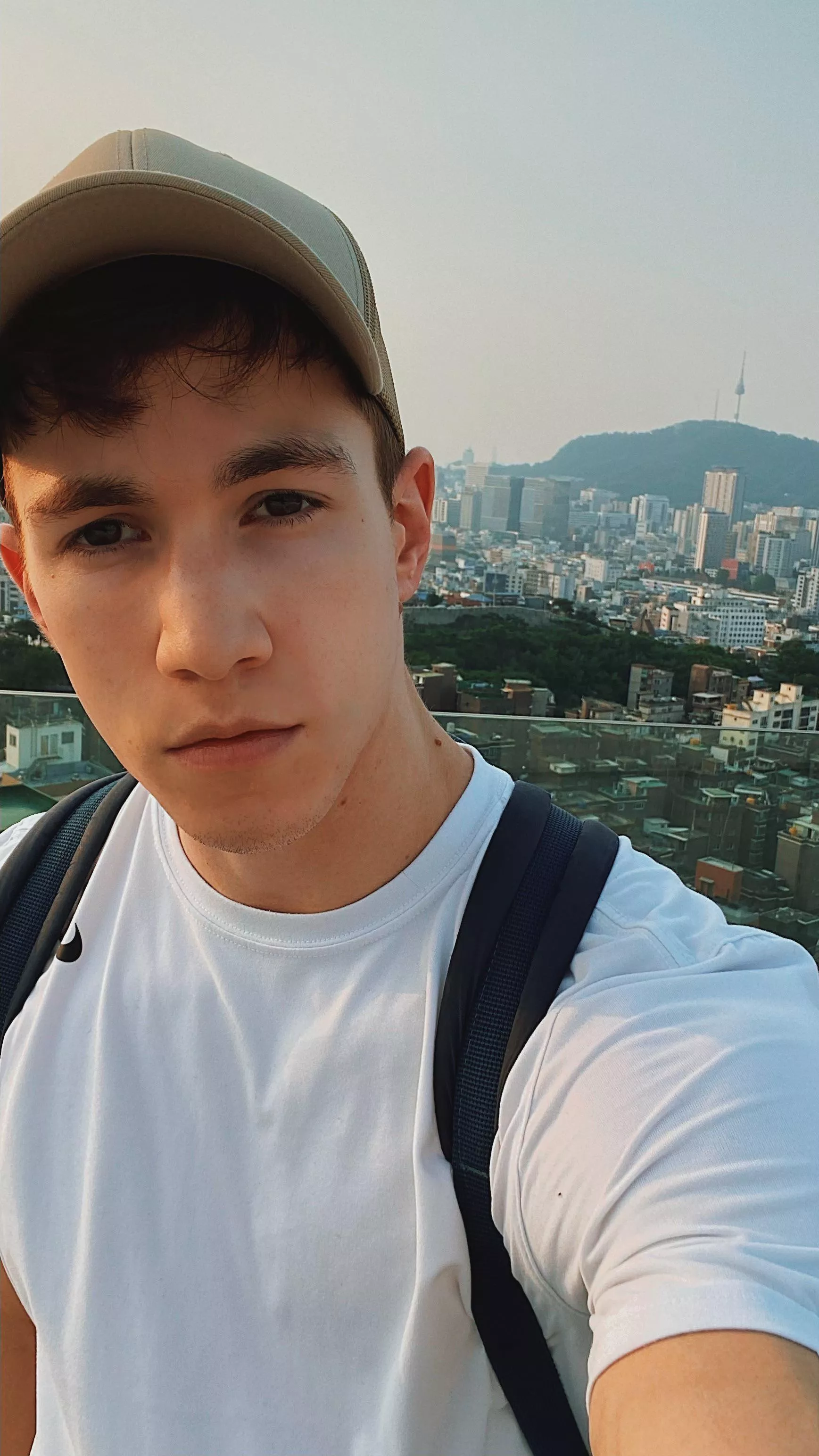 good night/good morning from me and Namsan Tower 🤗