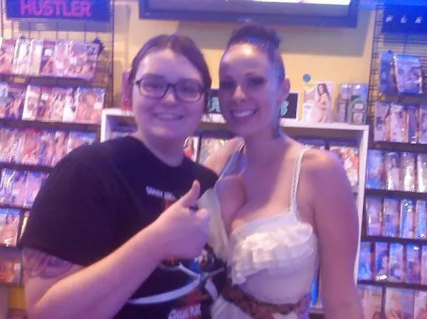 Good to see female fans too