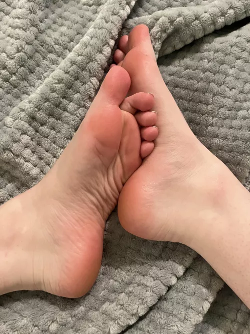Goodnight π DMs welcome π