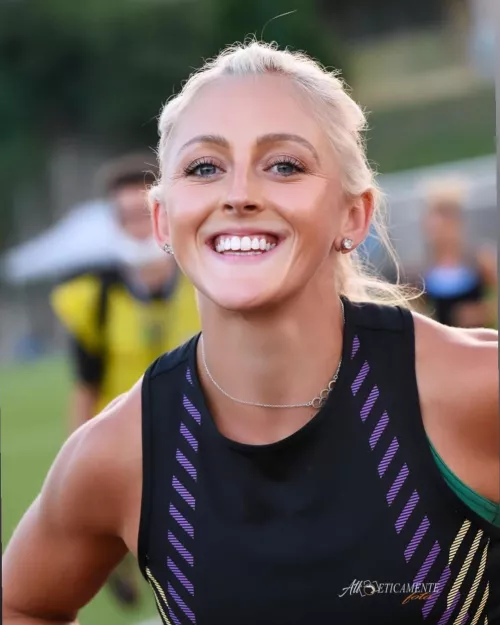 Gorgeous Irish runner