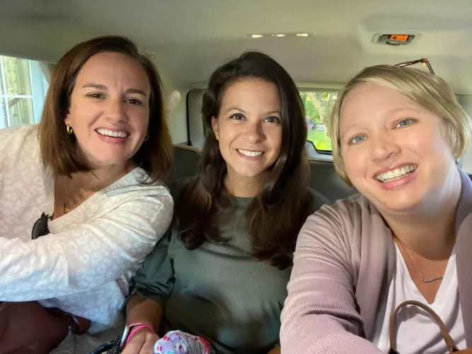 Gorgeous moms, pretty smiles ๐๐ค