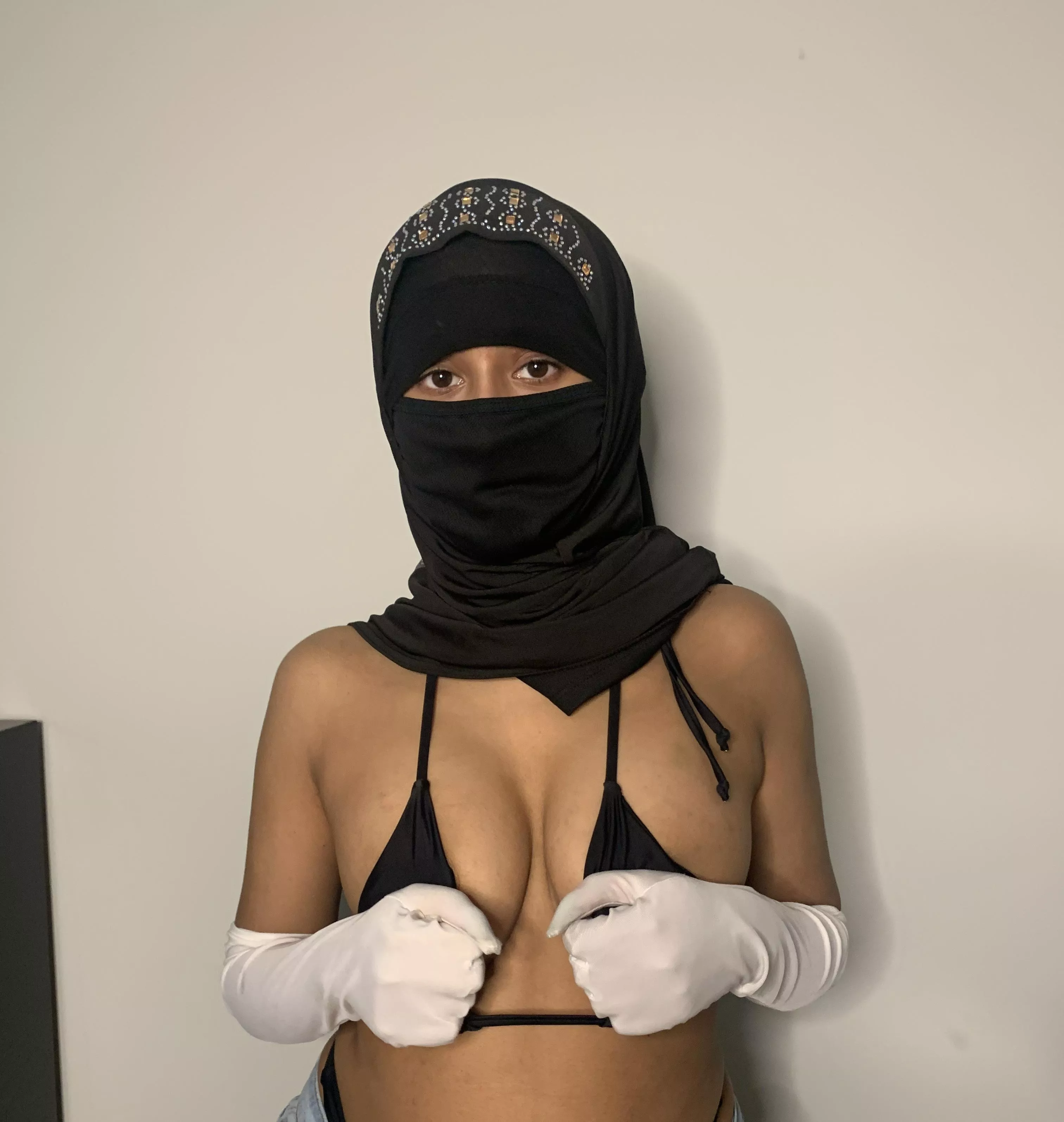 gosh my teenage tits are getting huge 😛