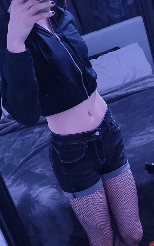 Got all cute but couldn’t find any daddies trynna hit this at the gay bar 🥺 (22)