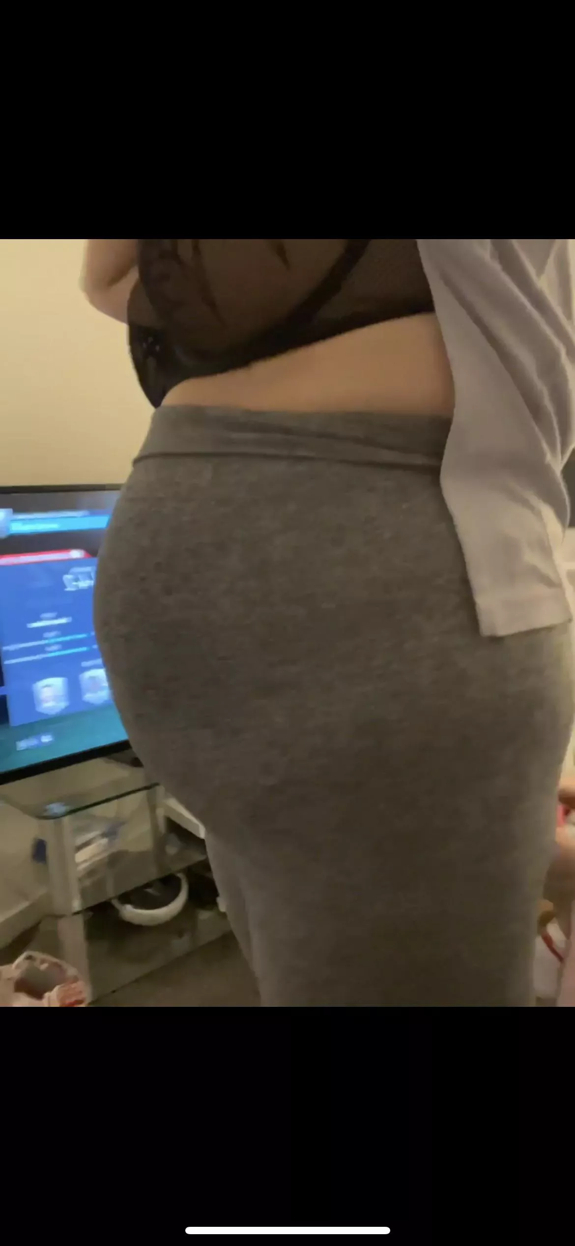 Got asked if I was pregnant today… only with a food baby 🐷