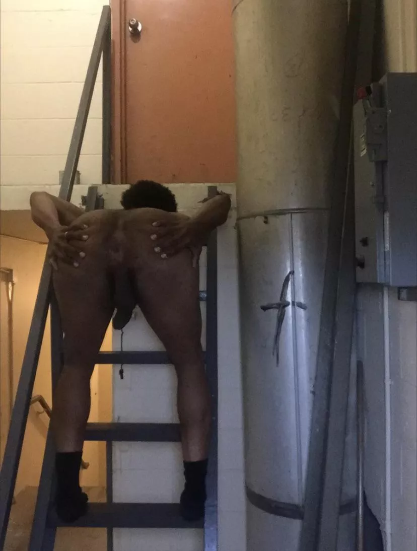 Got caught by hotel security. 😬Used my mouth to get out of trouble. 🤤 Got caught by hotel security. 😬Used my mouth to get out of trouble. 🤤