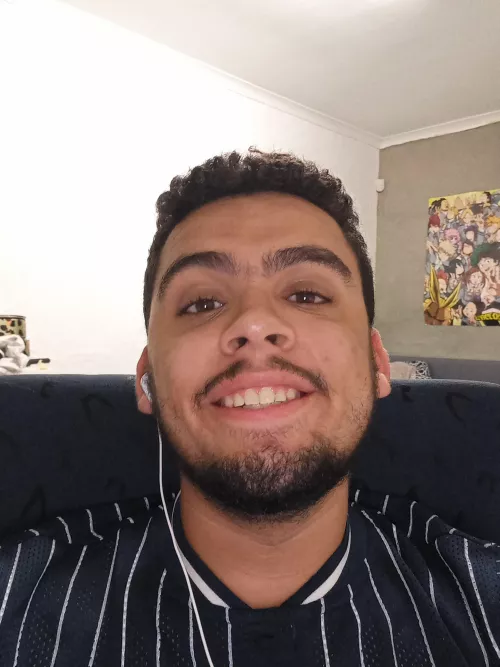 Got drunk and came out to my friends. They took it pretty well😁