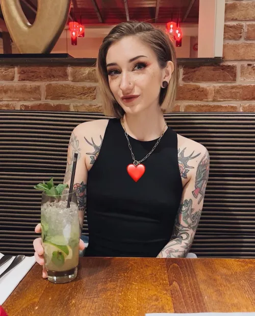 Got glammed up last night 🖤