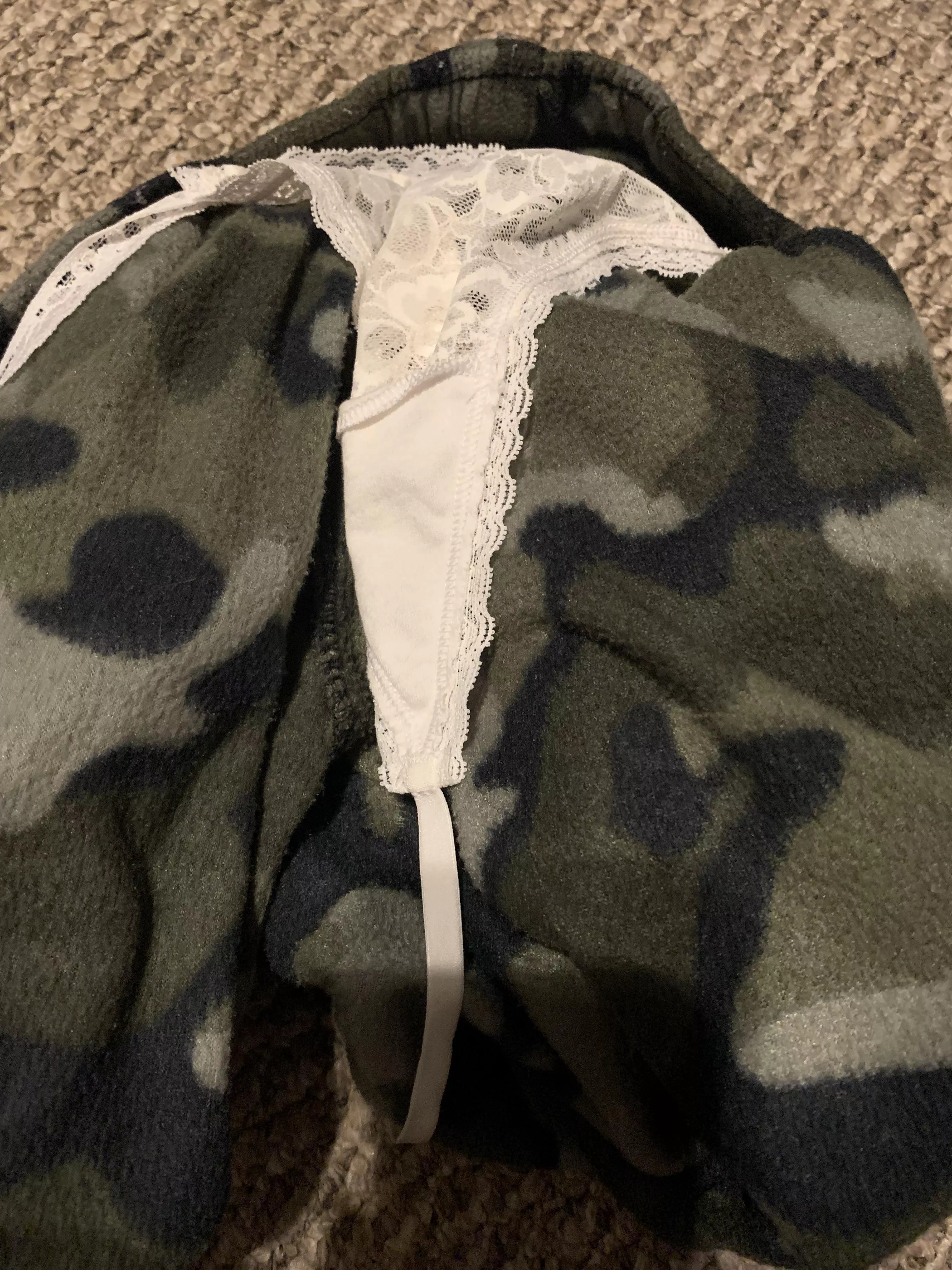 Got home from work and found these along with my girlfriend masterbating in the shower (pms open) Got home from work and found these along with my girlfriend masterbating in the shower (pms open)